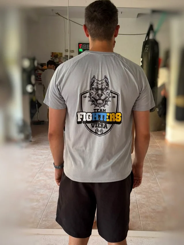 Camiseta oficial de Team Fighters Viera